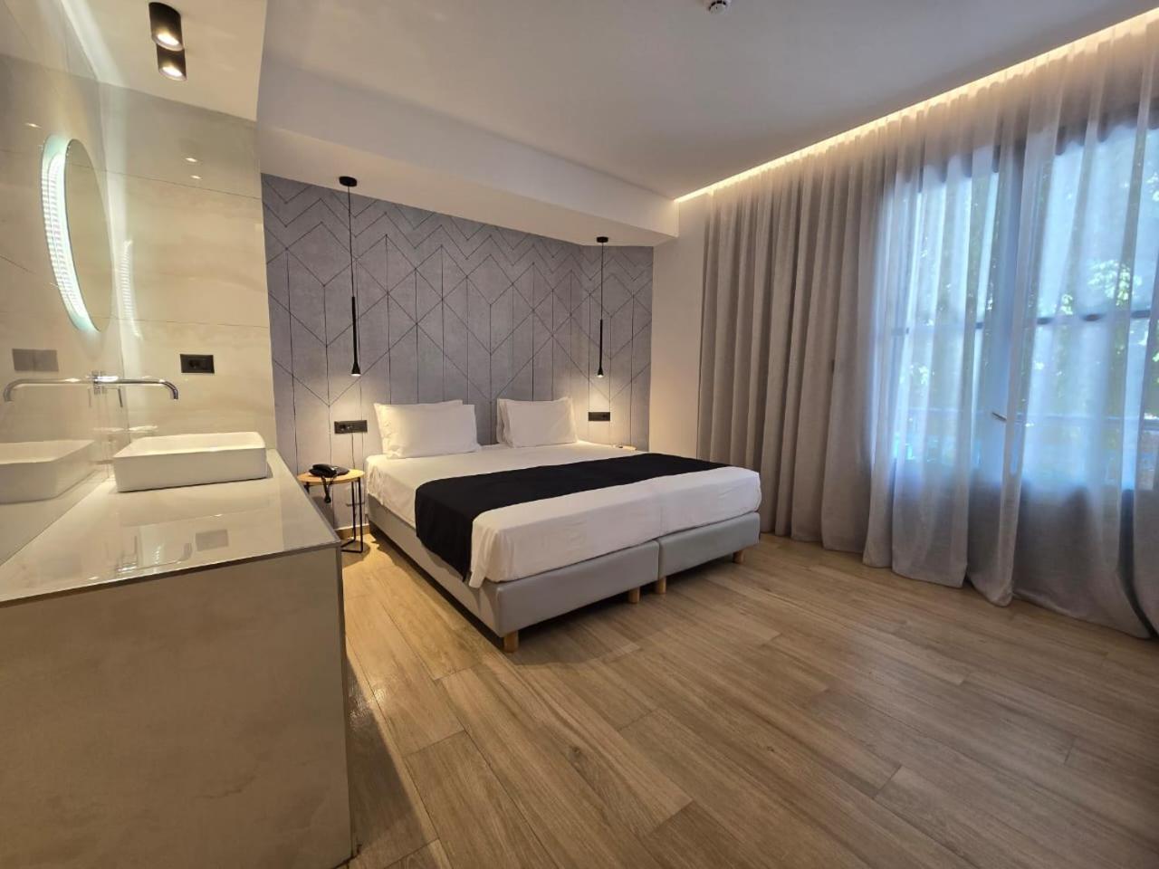 Nireus Hotel Sými Esterno foto