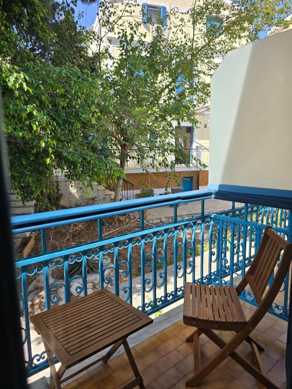 Nireus Hotel Sými Esterno foto